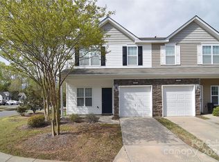 13776 Singleleaf Ln, Charlotte, NC 28278