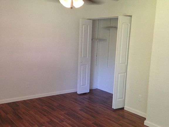 4th image of 2902 Tyndall Dr