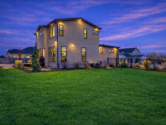 4th image of 11617 S Wildrye Field Way