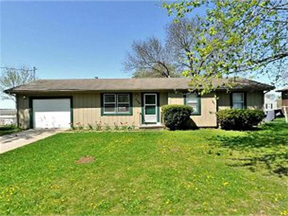 1st image of 238 Walnut Dr