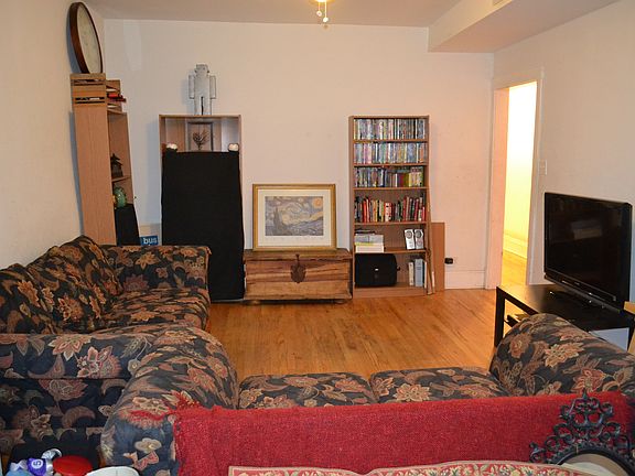 3rd image of 3253 W Leland Ave #Garden