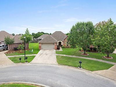 3rd image of 4088 Water Oak Dr