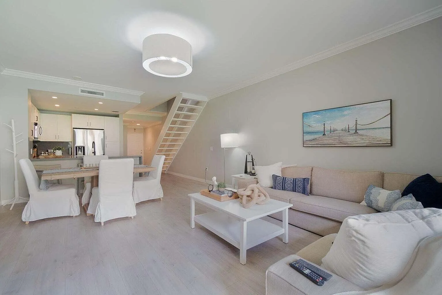 2 bed, 2.5 bath, 1401 sqft, $6,500 — Photo 1