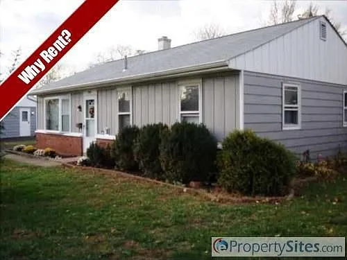 1109 Karen Ave photo 1
