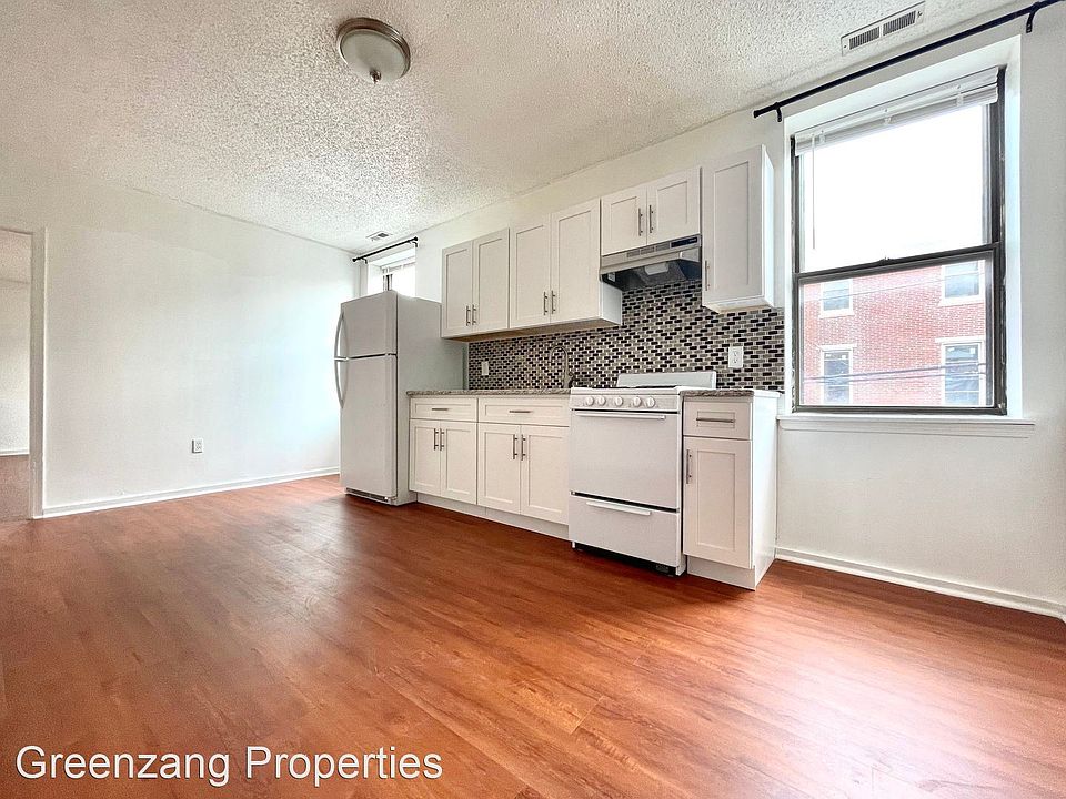 1st image of 1248 S 10th St #10303335
