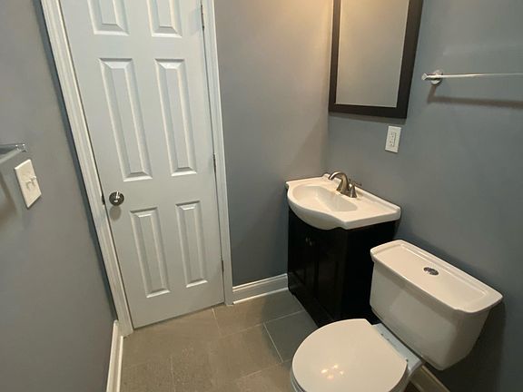 5th image of 4341 Tracy Ave #2
