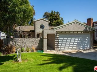 612 Swarthmore Ave, Pacific Palisades, CA 90272
