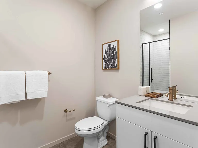 1222 W Jackson Blvd #206 — Photo 20