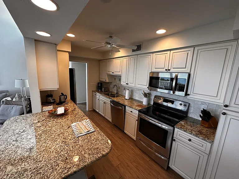 500 Park Blvd S #65-438 — Photo 8