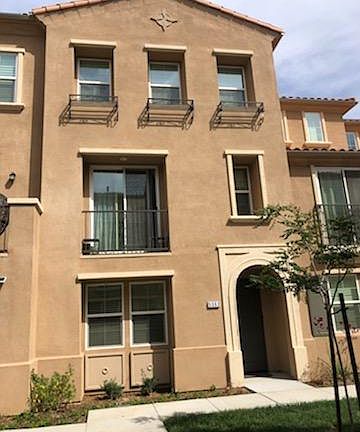 4th image of 5063 Manzano St