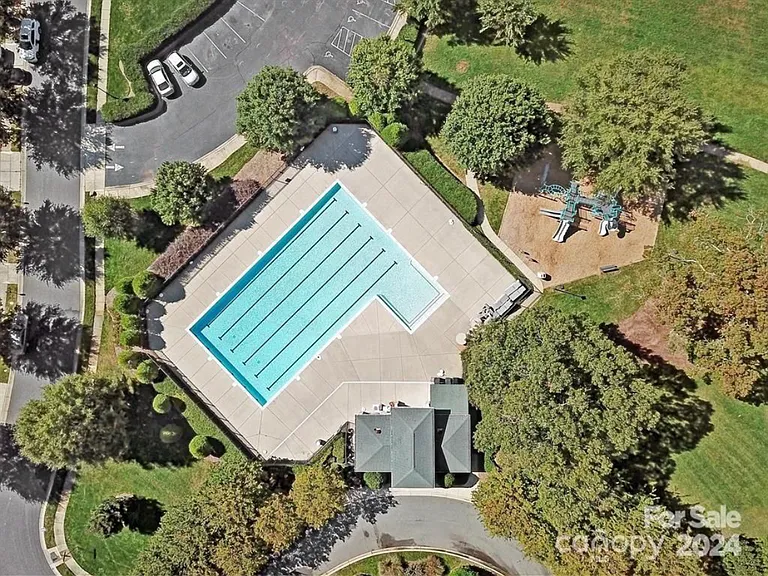 8541 Westhope St — Photo 3