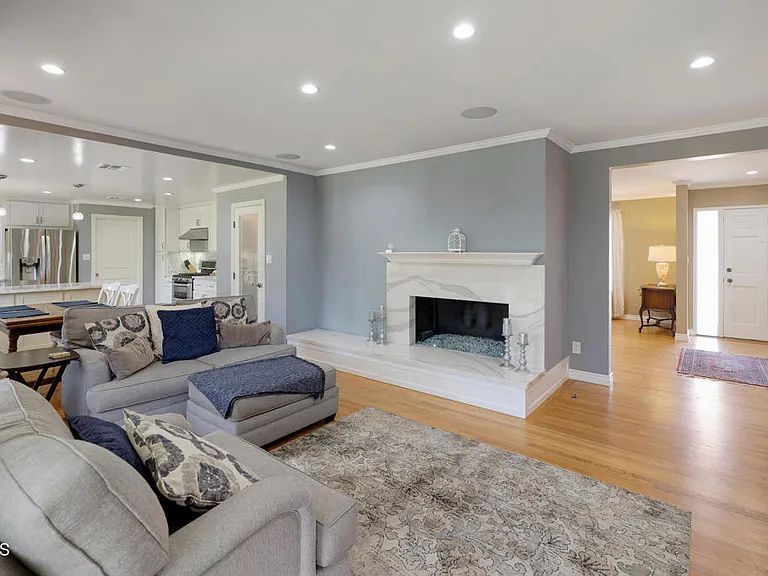 142 W Santa Anita Ter — Photo 9