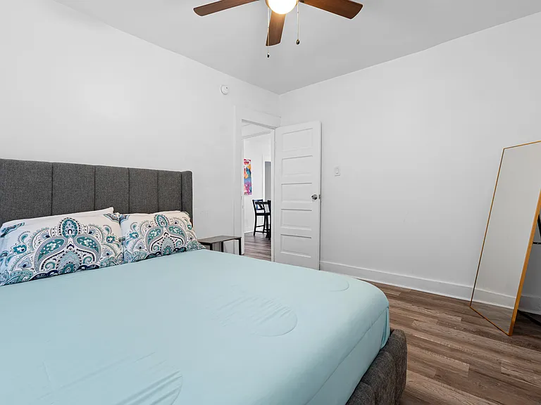 122-124 Redfield Pl — Photo 12