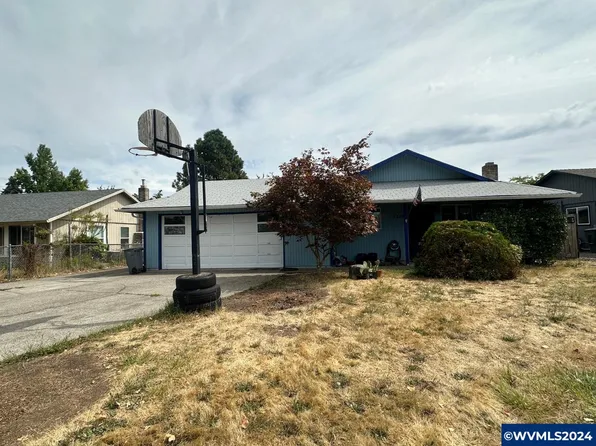 1310 Emmons Dr NE, Salem, OR 97301