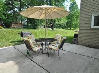 1208 Fitzwatertown Rd, Abington, PA 19001