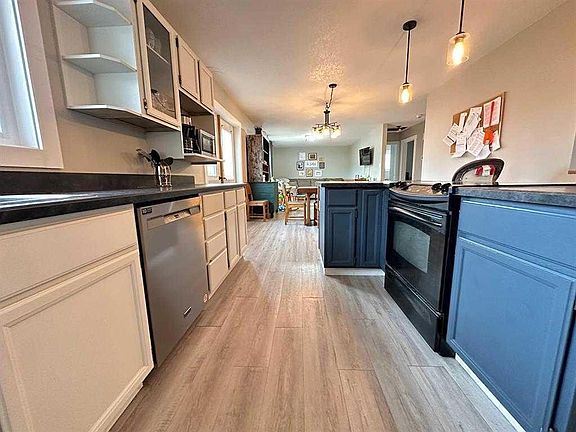 4th image of 5206 E 49a St