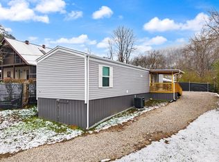 112 Cornett Rd, Hazard, KY 41701