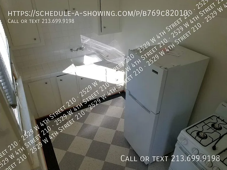 2529 W 4th St #210 — Photo 14
