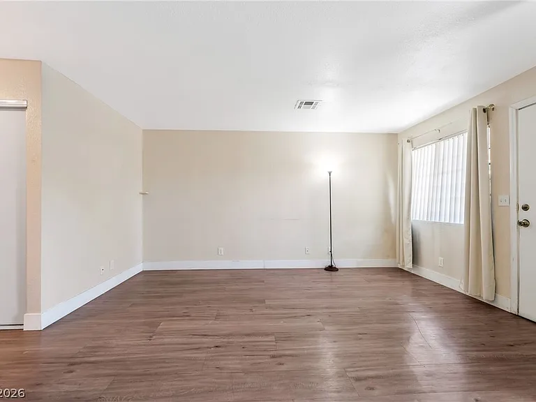 4300 N Lamont St #200 — Photo 9