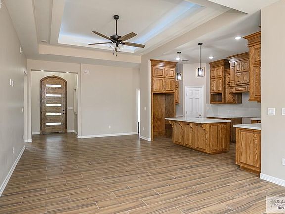 2nd image of 821 Diego Dr