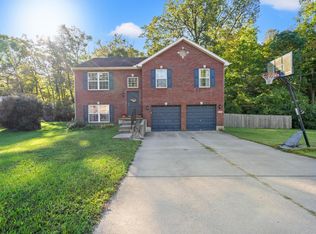 721 Vincent Dr, Taylor Mill, KY 41015