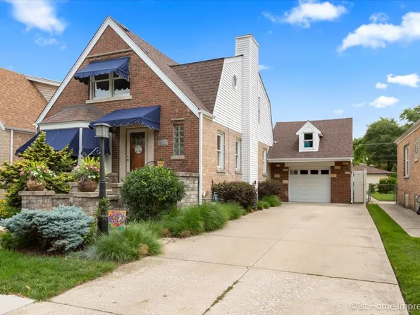 9621 S Millard Ave, Evergreen Park, IL 60805