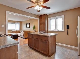 17939 W Winnebago Dr, Grayslake, IL 60030