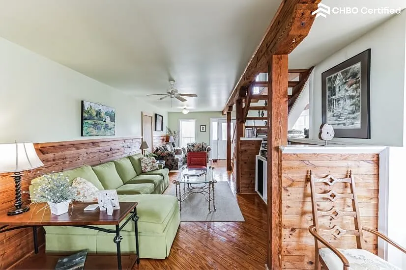 Furnished Home on Historic Farm — Photo 2