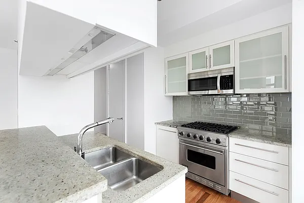 Rented by Corcoran | media 3
