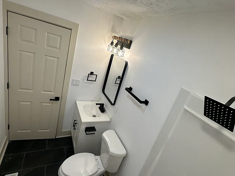 4516 Eichelberger Ave — Photo 15