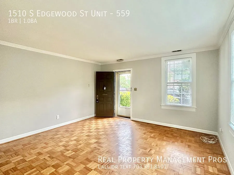 Stunning END Unit w/ Den and Deck! — Photo 3