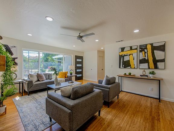 5th image of 20651 Almaden Rd