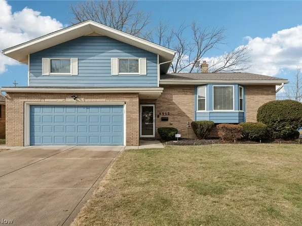 5512 Carol Jean Blvd, Garfield Heights, OH 44125