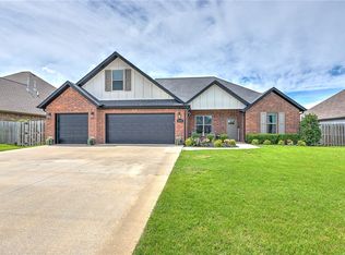 407 Tartaglia Ave, Springdale, AR 72762