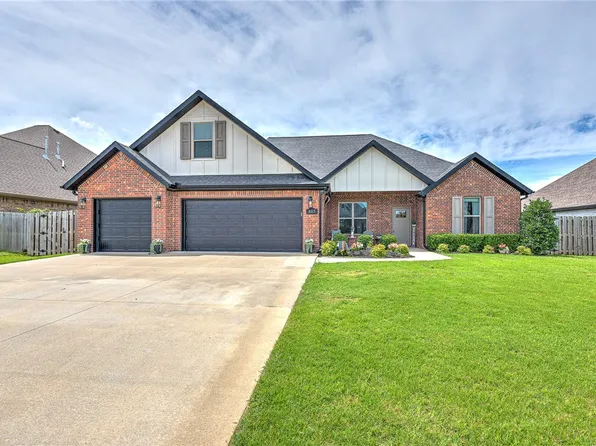 407 Tartaglia Ave, Springdale, AR 72762