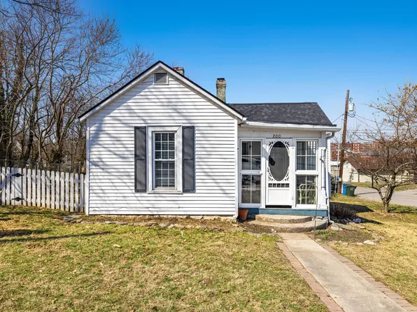 200 S Walnut St, Wilmore, KY 40390