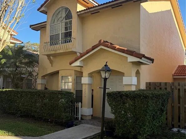 11039 SW 152nd Ct, Miami, FL 33196