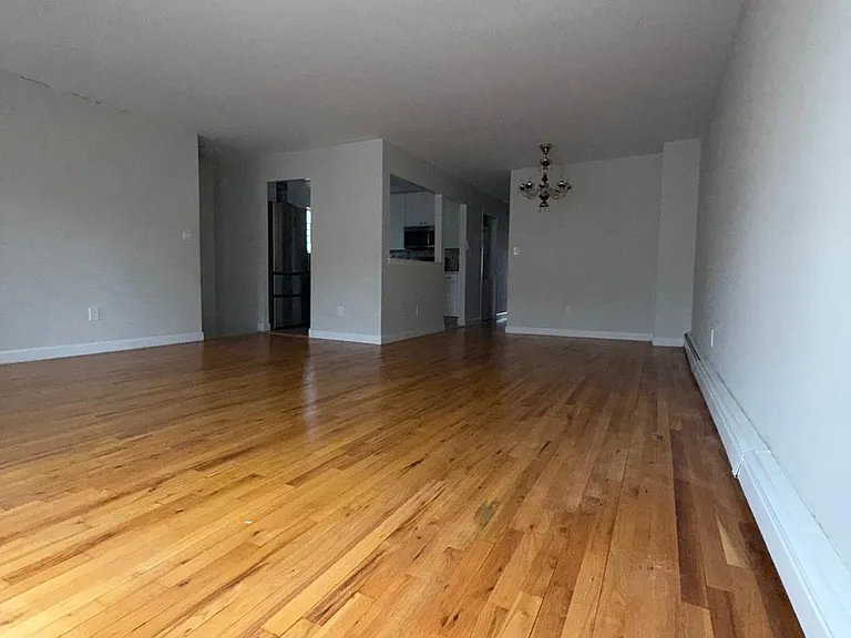 2655 E 21st St #3 — Photo 4