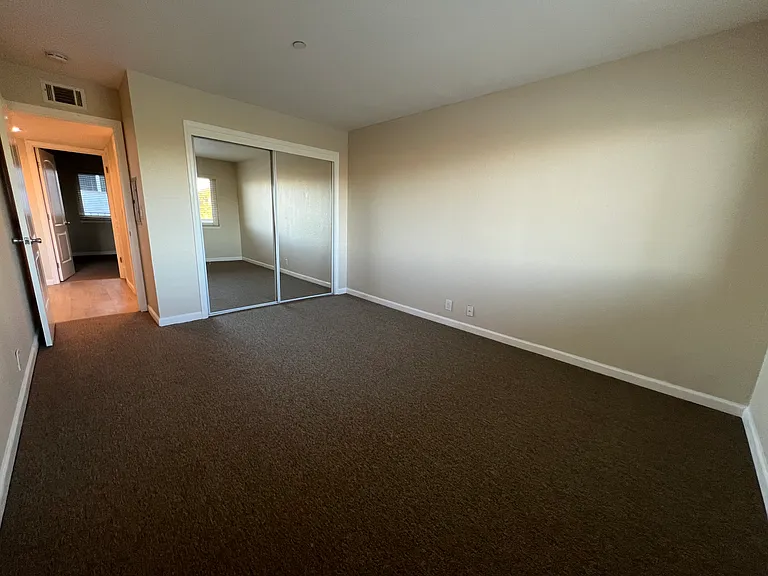Park Plaza — Photo 15