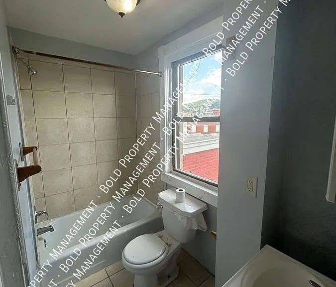 846 Bingaman St #3F — Photo 4