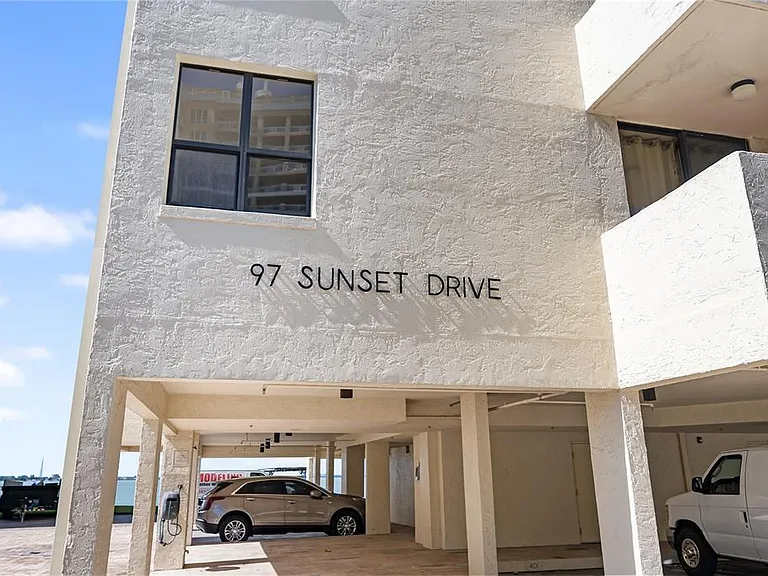 97 Sunset Dr #201 — Photo 45
