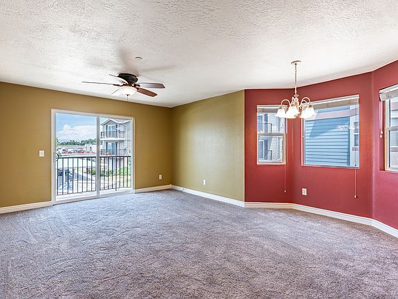 5th image of 74 Resaca Dr #B6