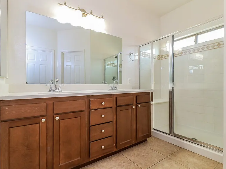 25826 W Pleasant Ln — Photo 11