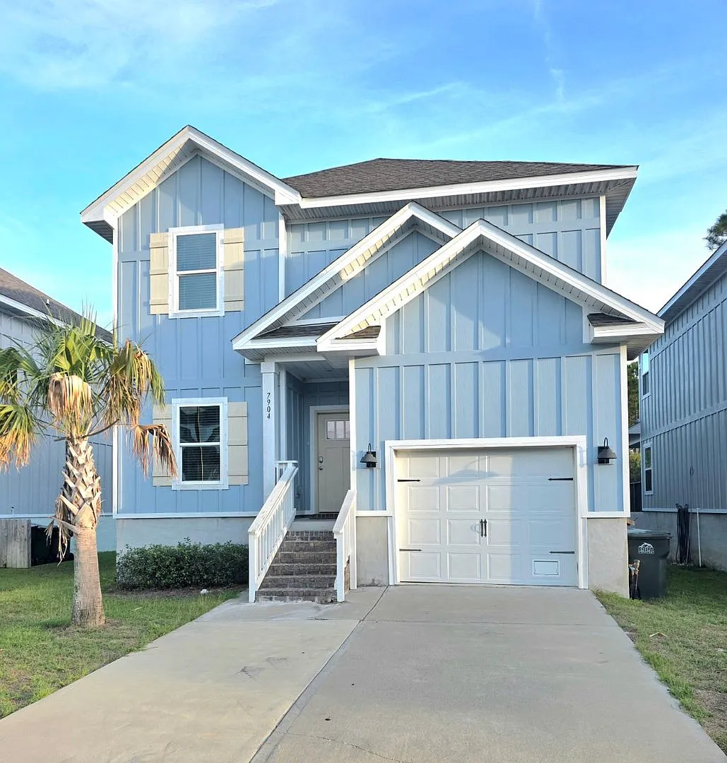 Fully Furnished Coastal Beauty in Perdido Key! — Photo 1