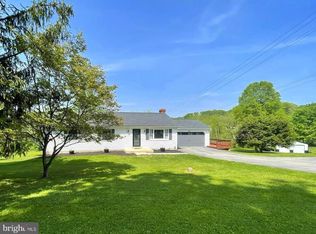 201 High St, Stewartstown, PA 17363
