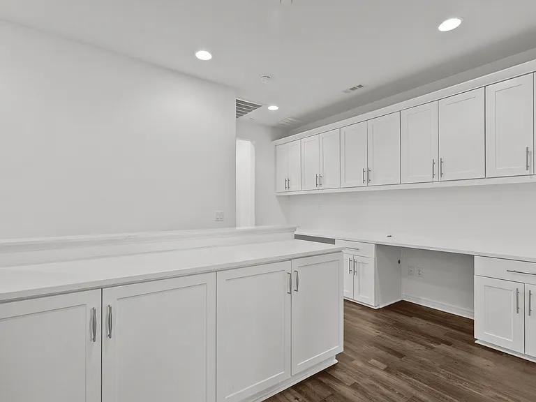 22034 Barrington Way — Photo 12