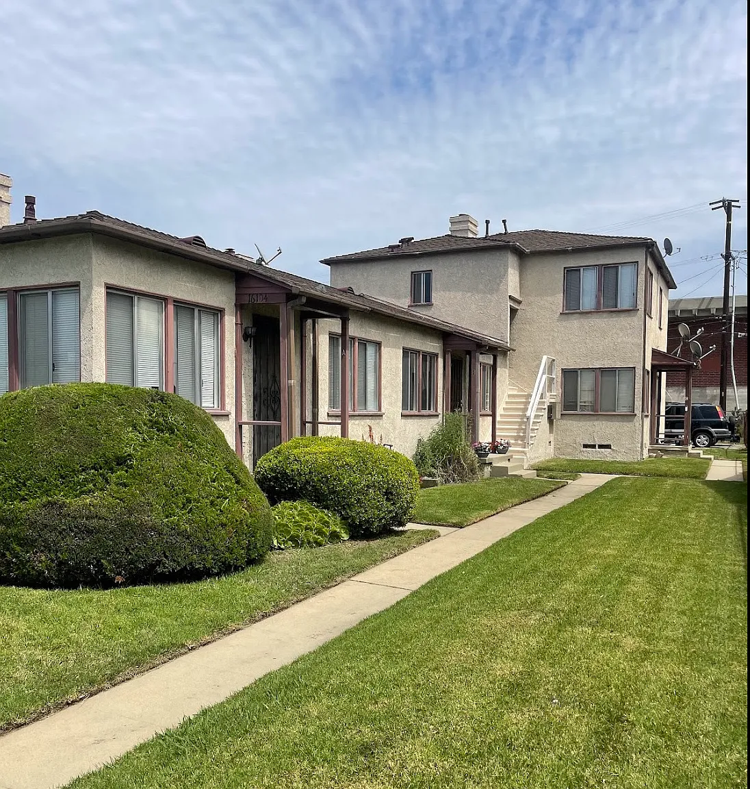 2 bed, 765 sqft, $2,300 — Photo 2