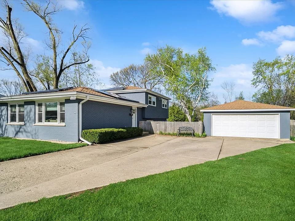 1230 Greenwood Ct