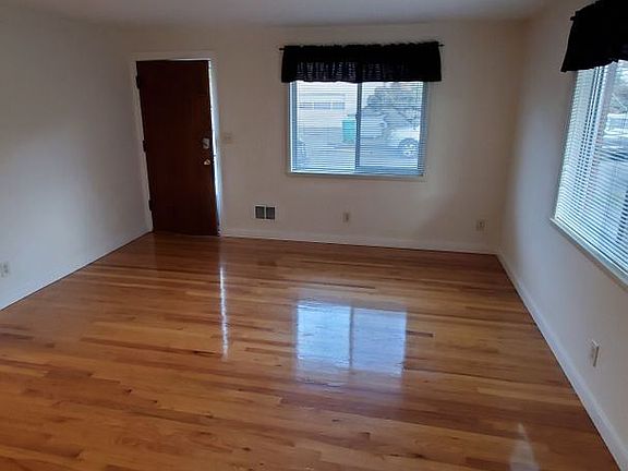 4th image of 1607 NW 85th St #8186474
