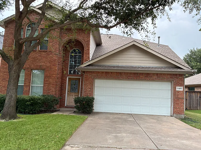 5409 Barkridge Trl — Photo 1